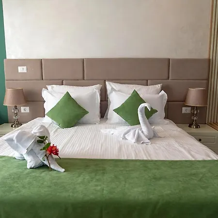 Azaleea Mamaia Nord Năvodari